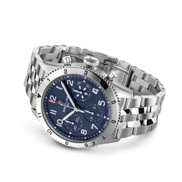 BREITLING CLASSIC AVI CHRONOGRAPH VOUGHT F4U CORSAIR 42 MM - A233801A1C1A1