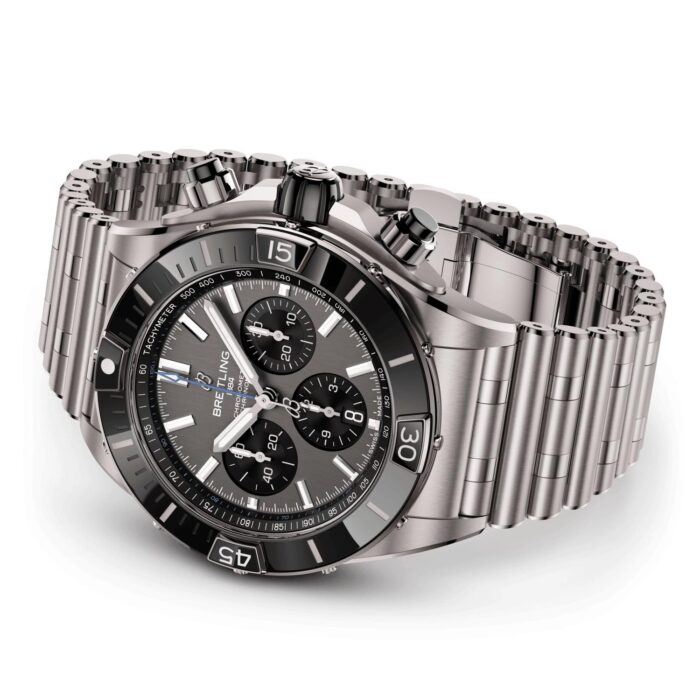 BREITLING SUPER CHRONOMAT B01 44 MM - EB0136251M1E1