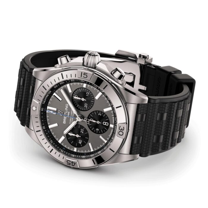 BREITLING CHRONOMAT B01 TRIUMPH 42 MM - TB0134101M1X1