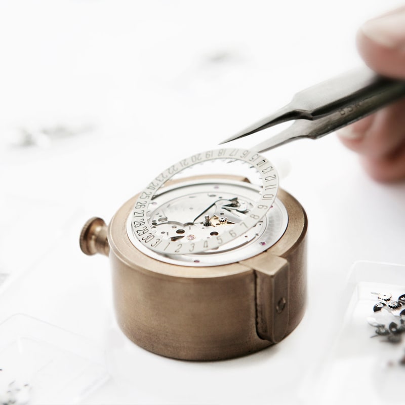 Juwelier-Wagner-Madler-Mainz-Uhren-Nomos-Glashuette-Ansicht-3