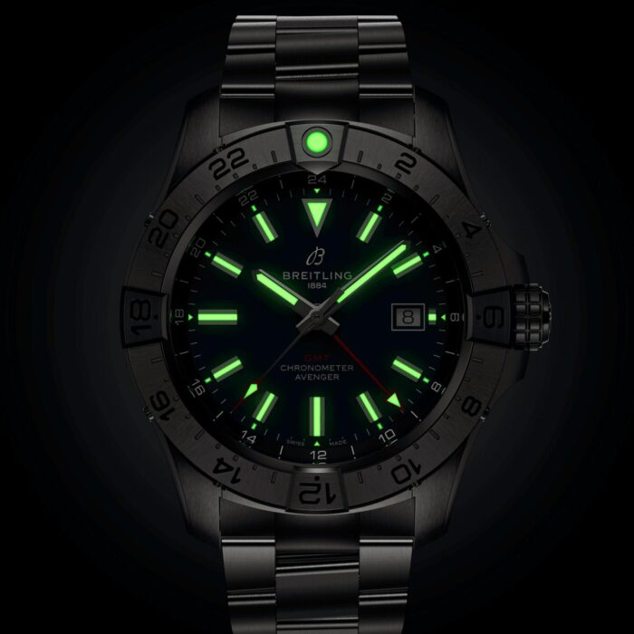 BREITLING AVENGER AUTOMATIC GMT 44 MM - A32320101C1A1