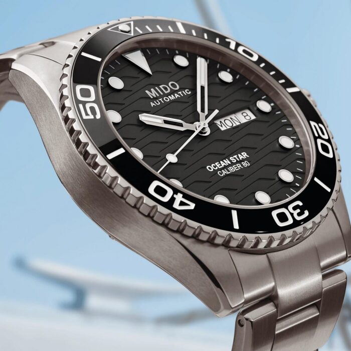 MIDO OCEAN STAR 200C TITANIUM 42,5 MM - M0424304405100