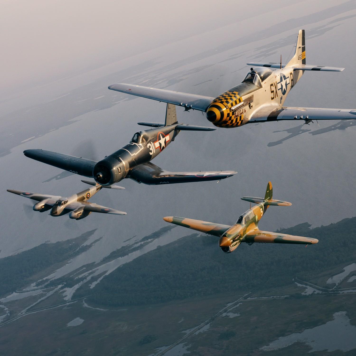 BREITLING SUPER AVI B04 CHRONOGRAPH GMT P-51 MUSTANG 46 MM - AB04453A1B1X1