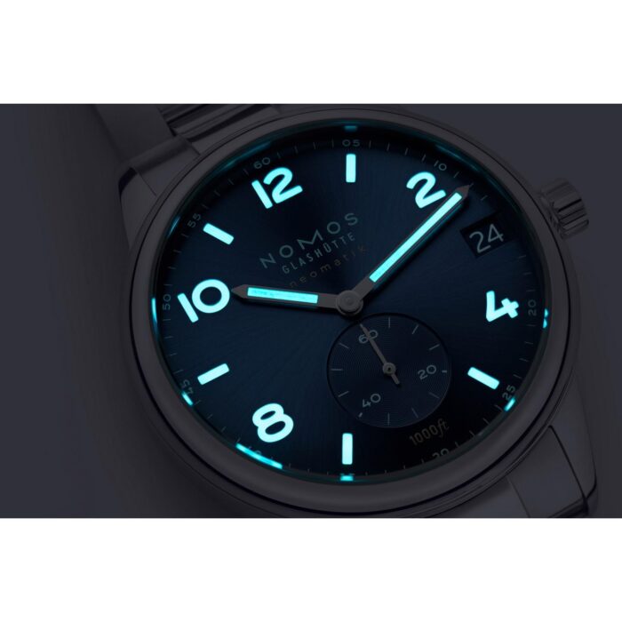 NOMOS CLUB SPORT NEOMATIK 42 DATUM BLAU - 782