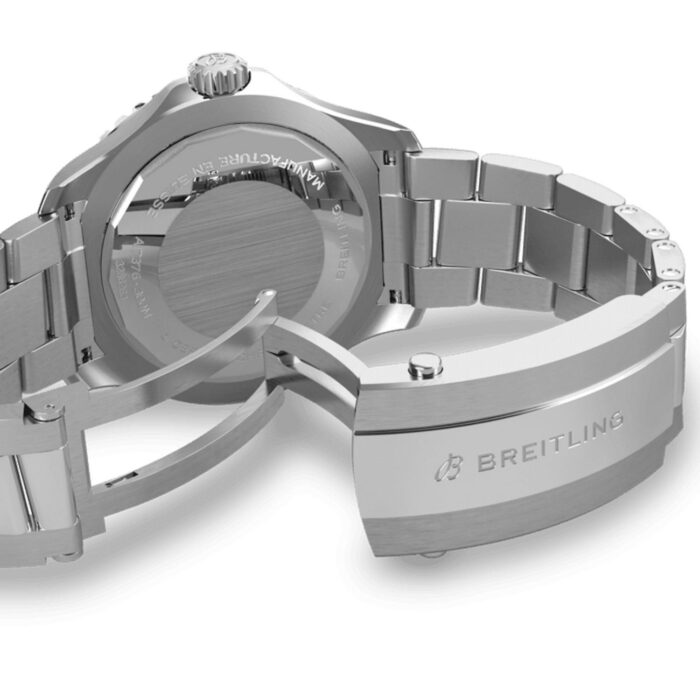 BREITLING SUPEROCEAN III AUTOMATIC 44 MM - A17376211B1A1