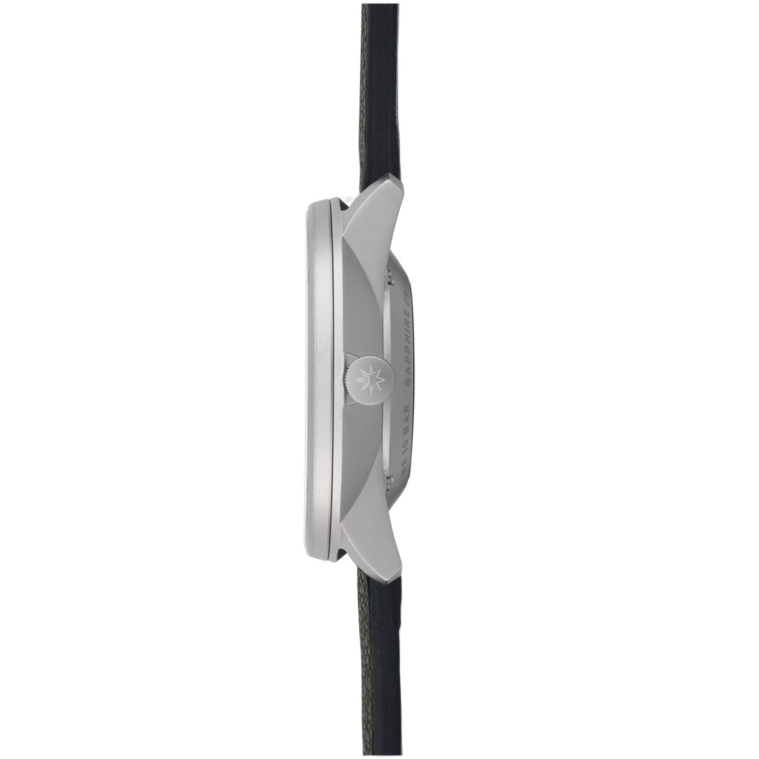 JUNGHANS FORM A TITAN - 27/2001.00