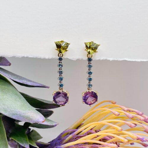 ATELIER WAGNER OHRHÄNGER MIT BUNTEN STEINEN - O-BUNT-G7-W7-R7