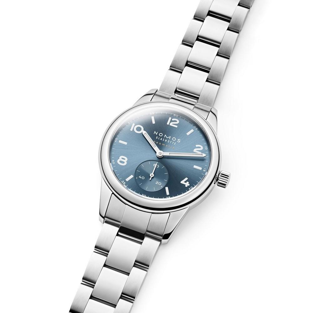 NOMOS CLUB SPORT NEOMATIK POLAR 37 MM - 747