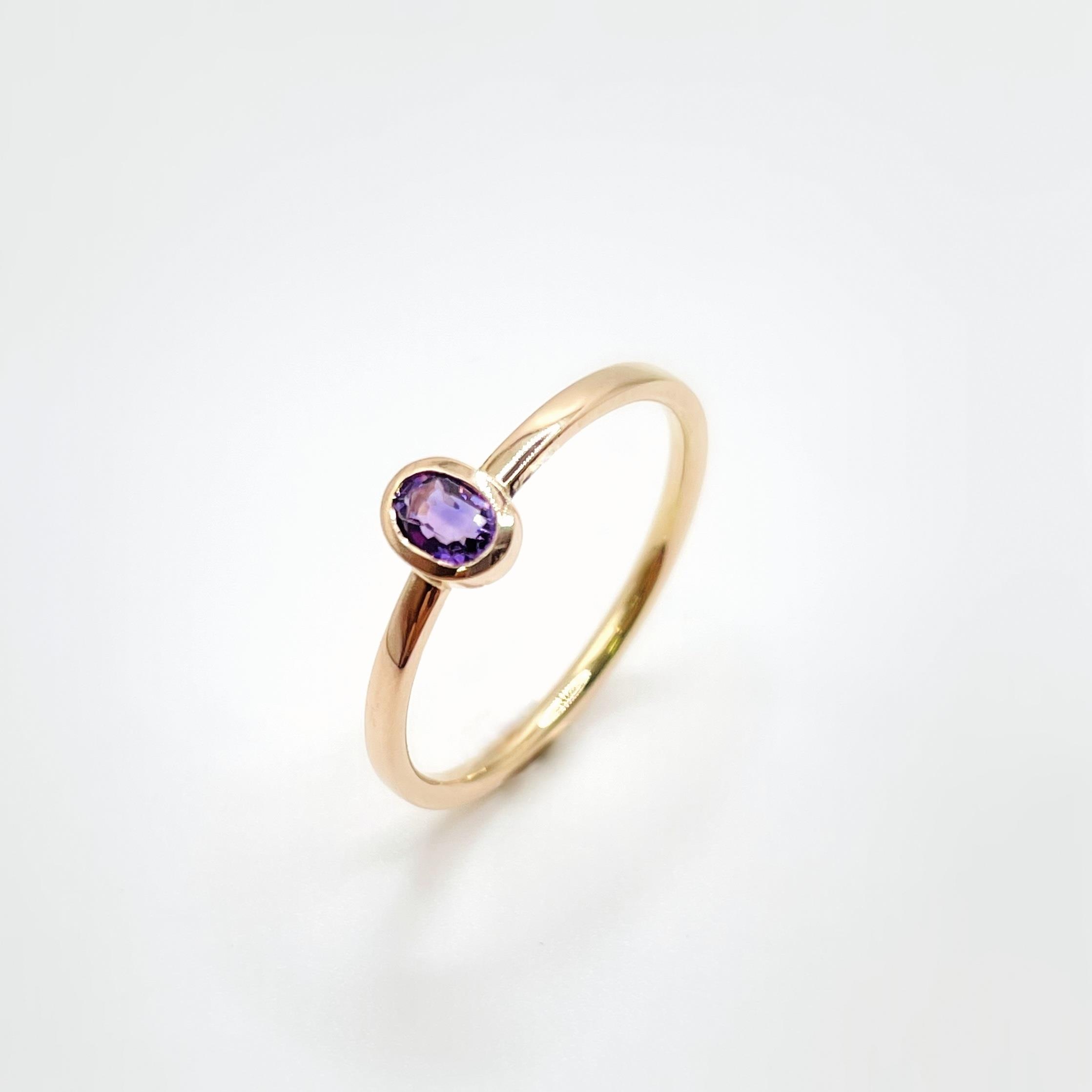 ATELIER WAGNER ROSEGOLDRING MIT OVALEM AMETHYST - R-AMET-OVAL-57-R7