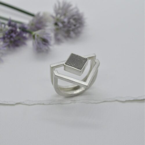 DOPPELLUDWIG RING "VERDOPPELT" MIT ACHATKRISTALL - DL-R-DOPP-ACH-AG